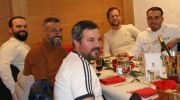 Bauwerk Gruppe Jahresabschluss im Gstaad Palace